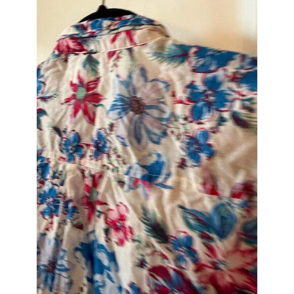 GAP women’s size medium boyfriend shirt floral - Picture 6 of 8